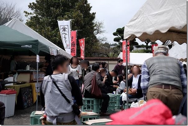 白糸酒造の蔵開き「ハネ木まつり」で食事