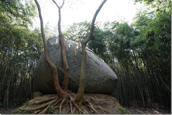 糸島,神在神社の神石（巨石）パワースポット