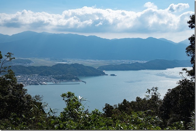 可也山から加布里漁港