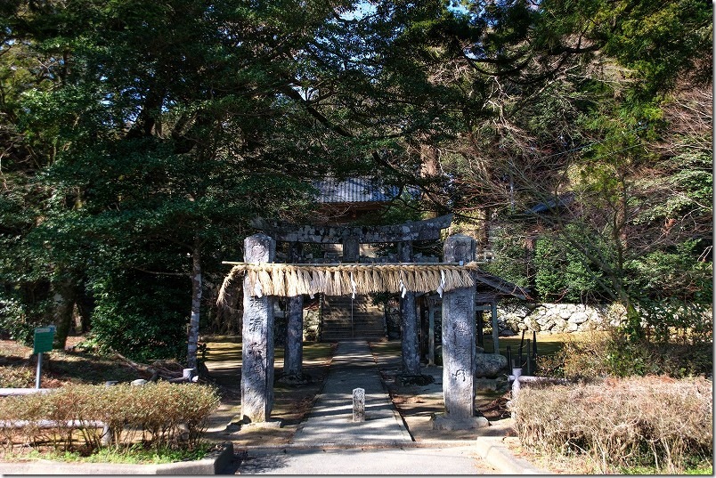 雷山神社から清賀の滝まで散策