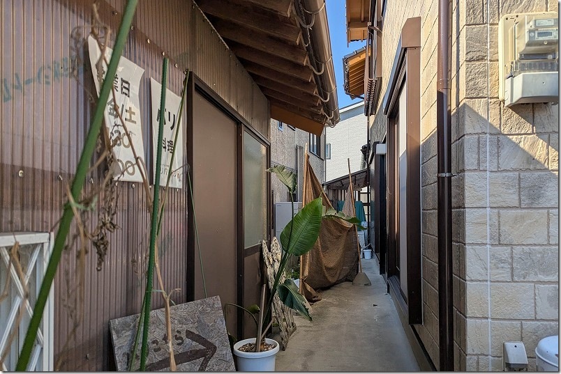 糸島 まるで普通の家!一軒家レストラン「バリバリバリ」の入口 糸島 まるで普通の家!一軒家レストラン「バリバリバリ」の入口